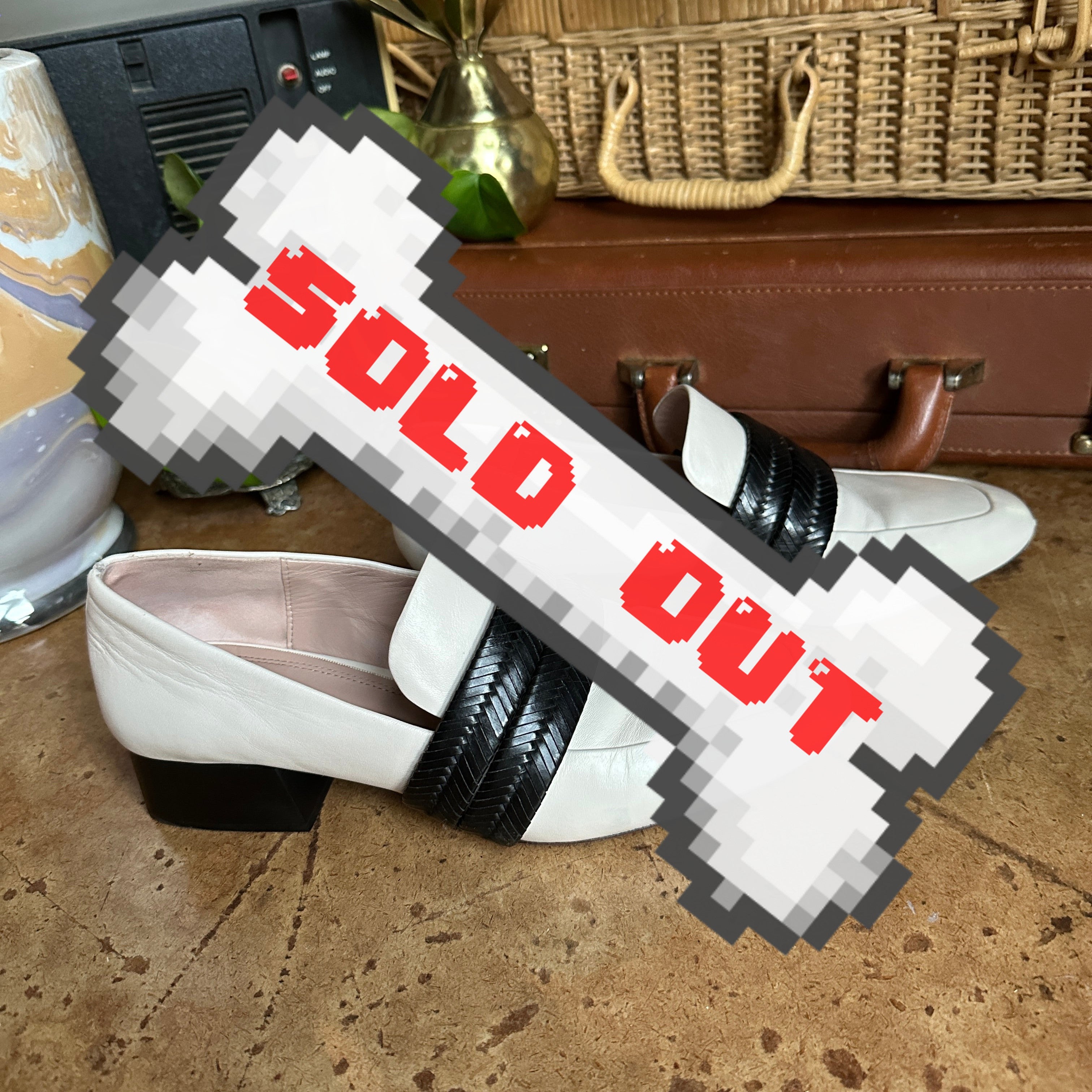2000s White/Cream Leather Women’s “A.D. & Daughters” Loafers