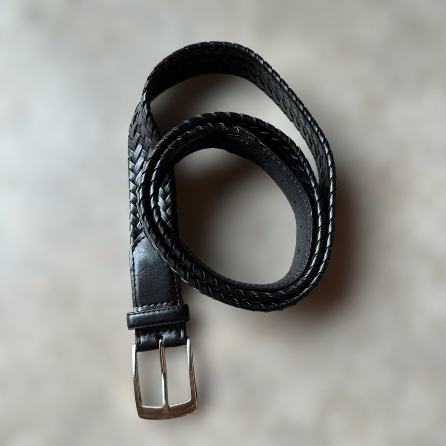 Black bonded leather braided belt vintage