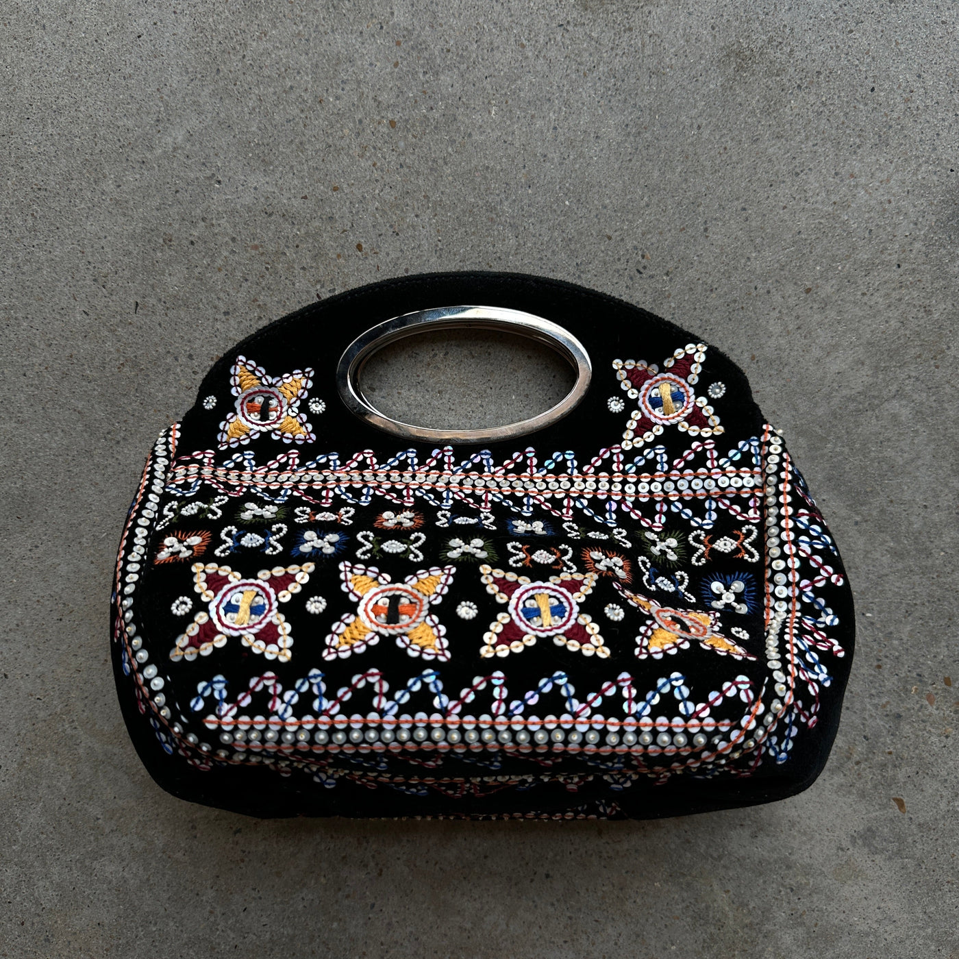 “Oscar de la Renta” Beaded black velvet Clutch Purse