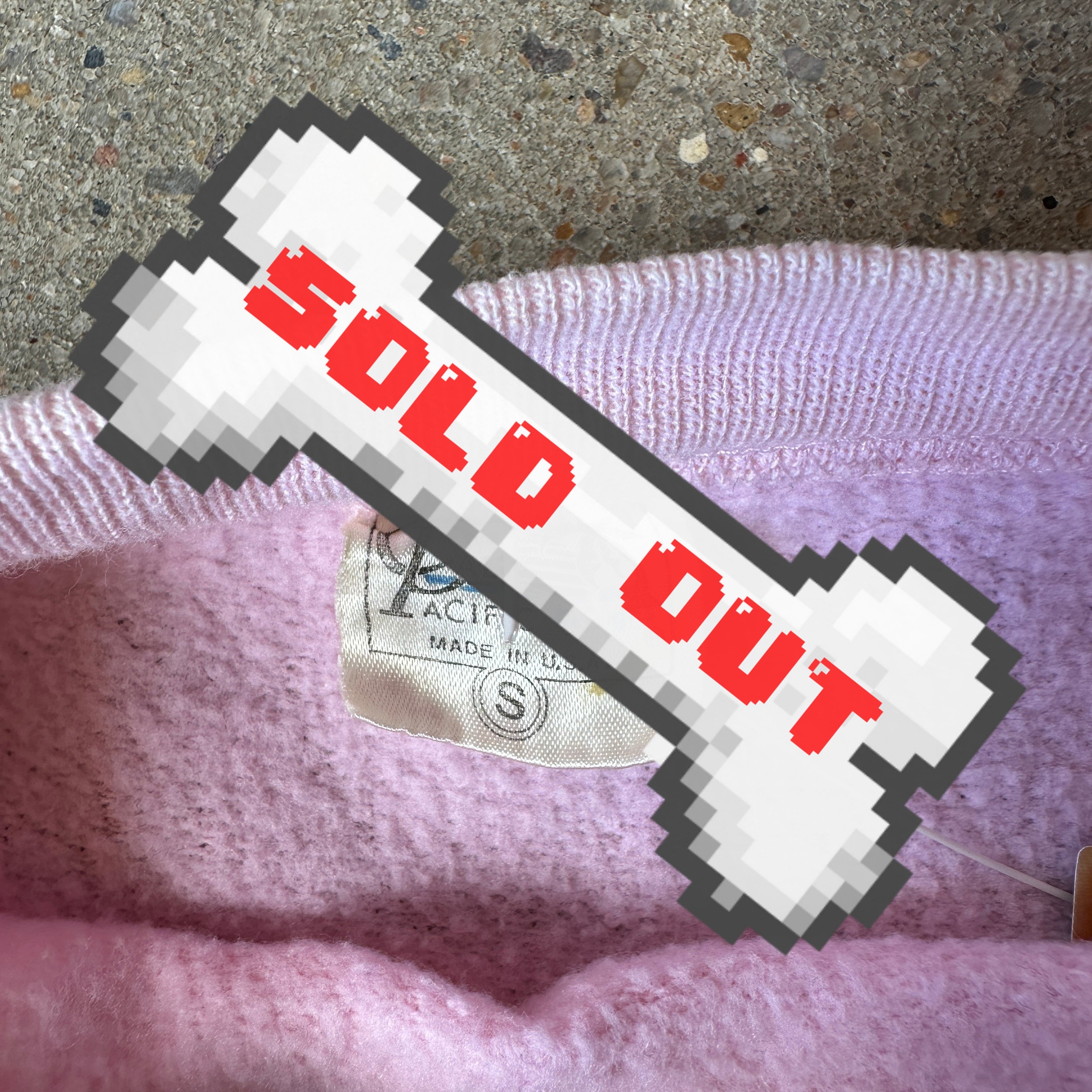 VTG pink hummingbird sweatshirt!