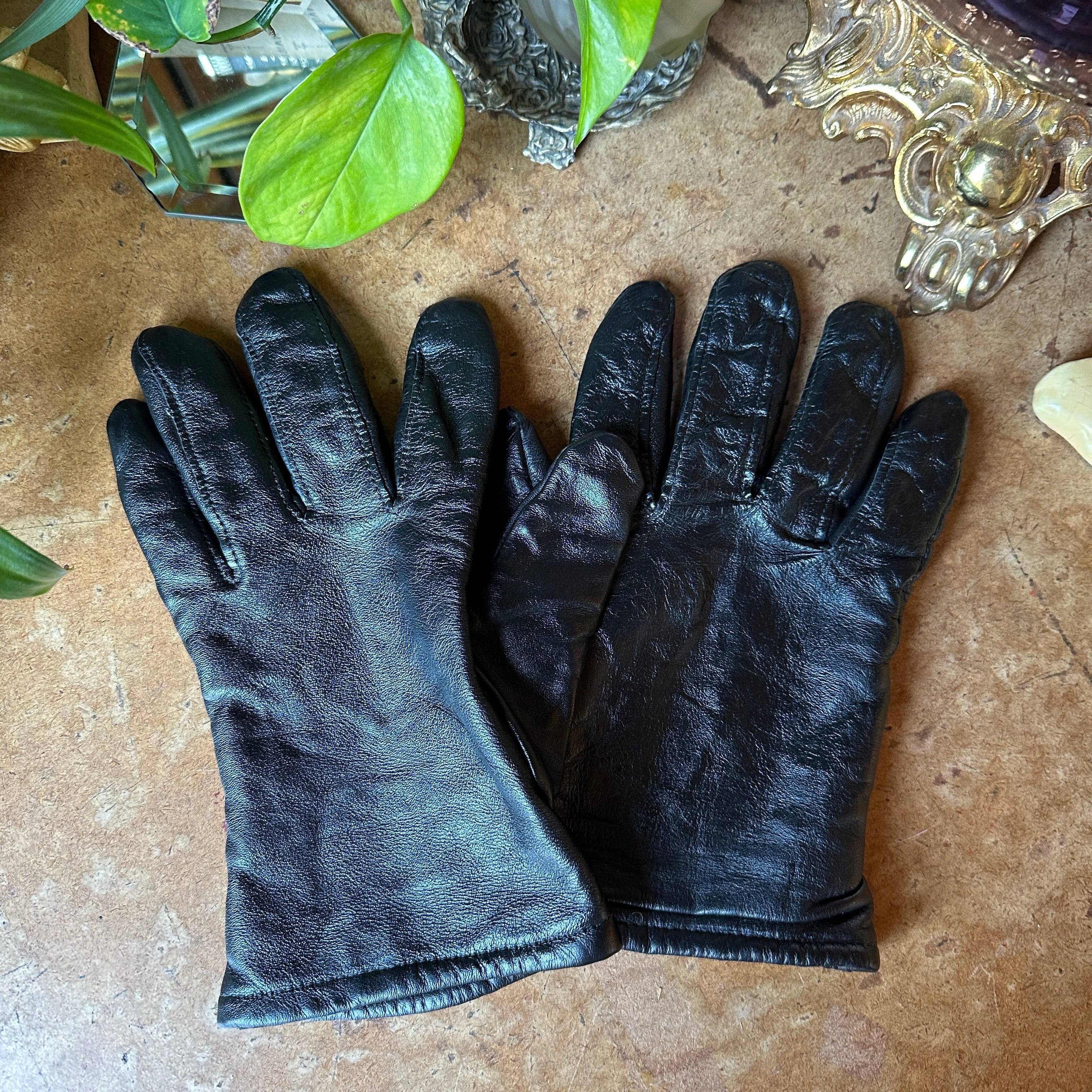 Vintage Unisex Black Sheepskin Leather Gloves