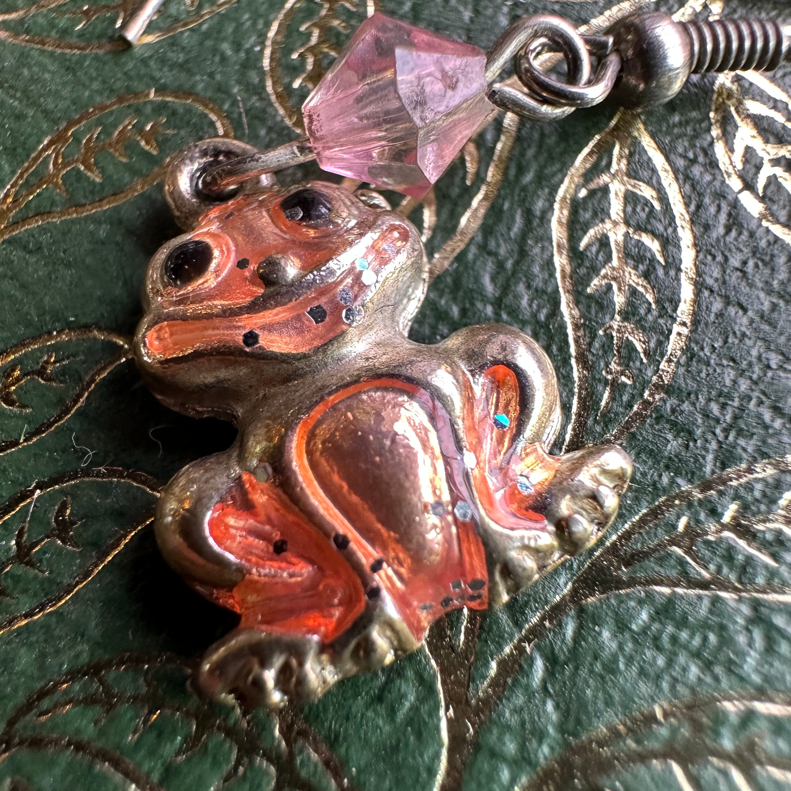 vintage enamel frog earrings